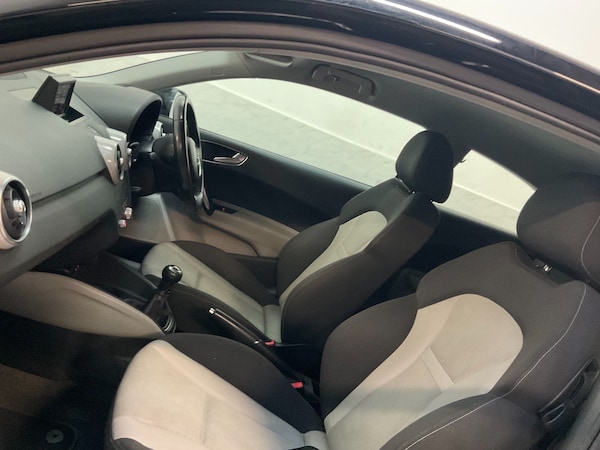 Used Audi A1 2010 for sale - 68010304: Photo 21
