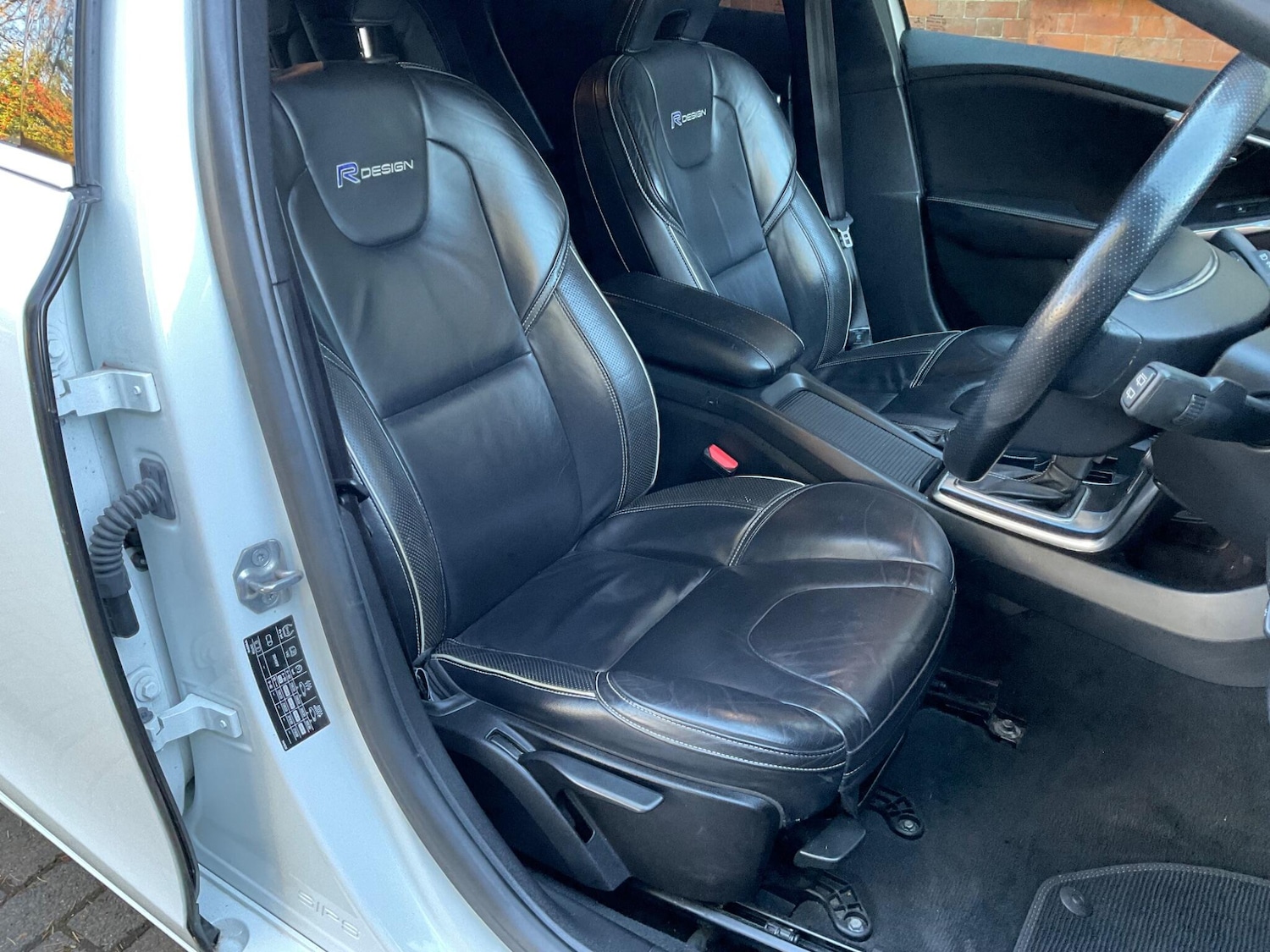 Used Volvo V40 2014 for sale - 76644653: Photo 20