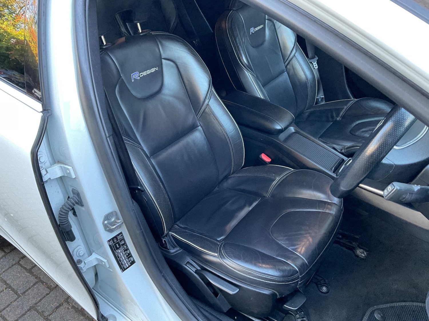 Used Volvo V40 2014 for sale - 76644653: Photo 21