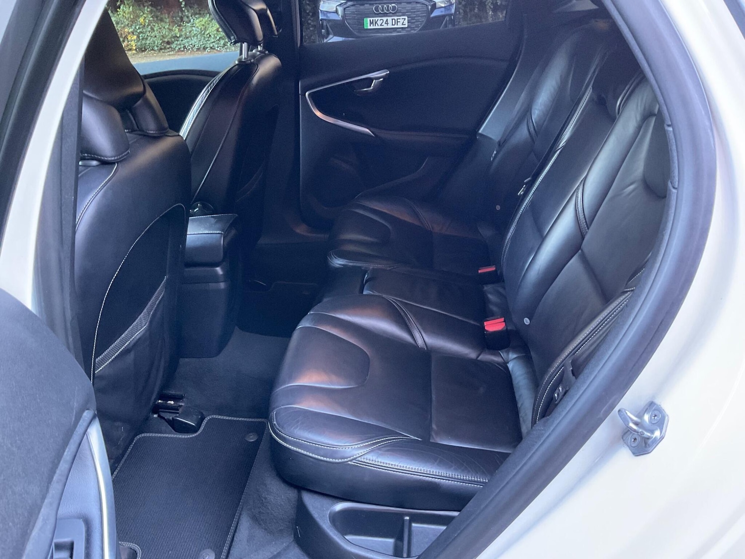 Used Volvo V40 2014 for sale - 76644653: Photo 25