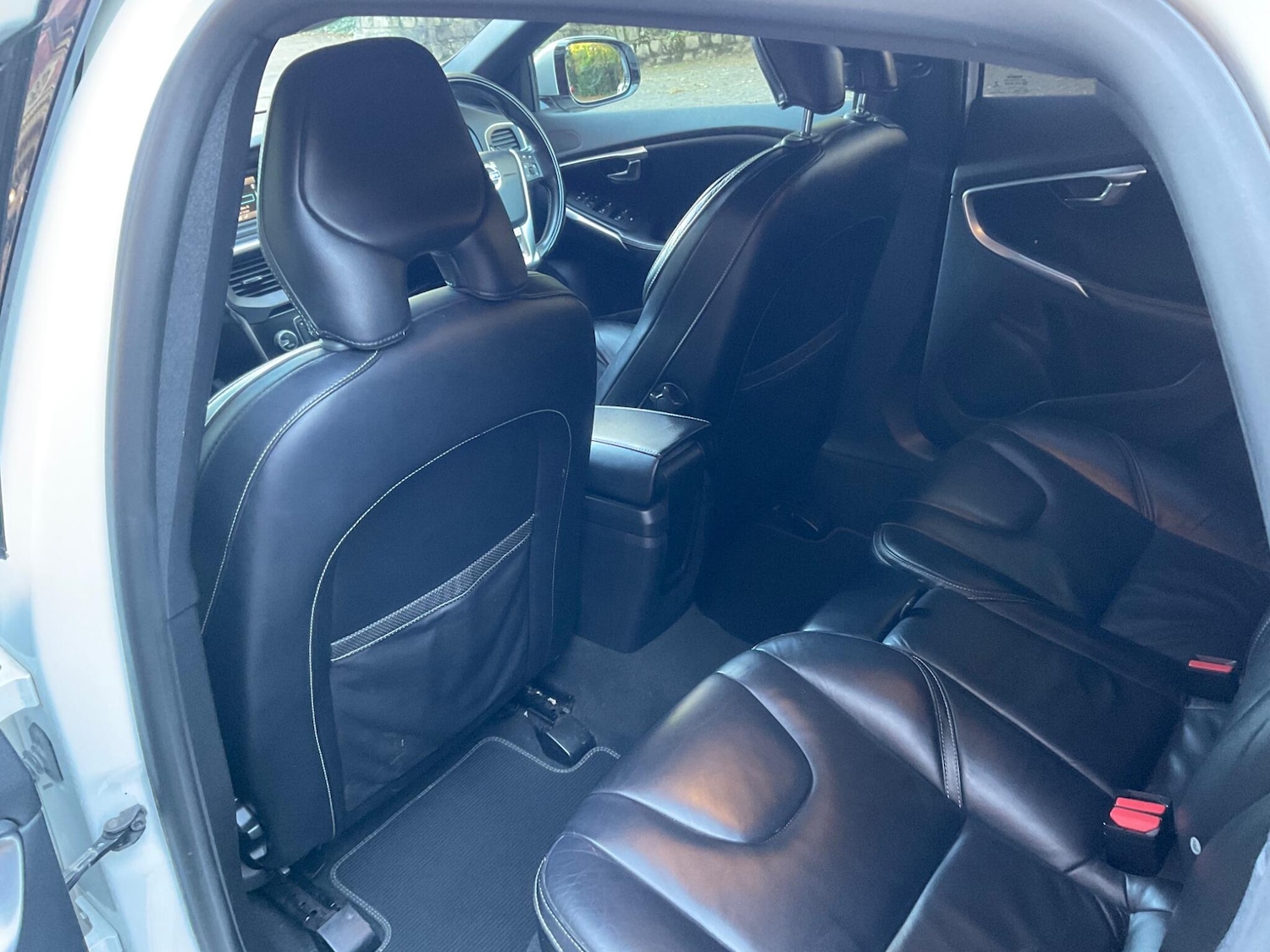 Used Volvo V40 2014 for sale - 76644653: Photo 27