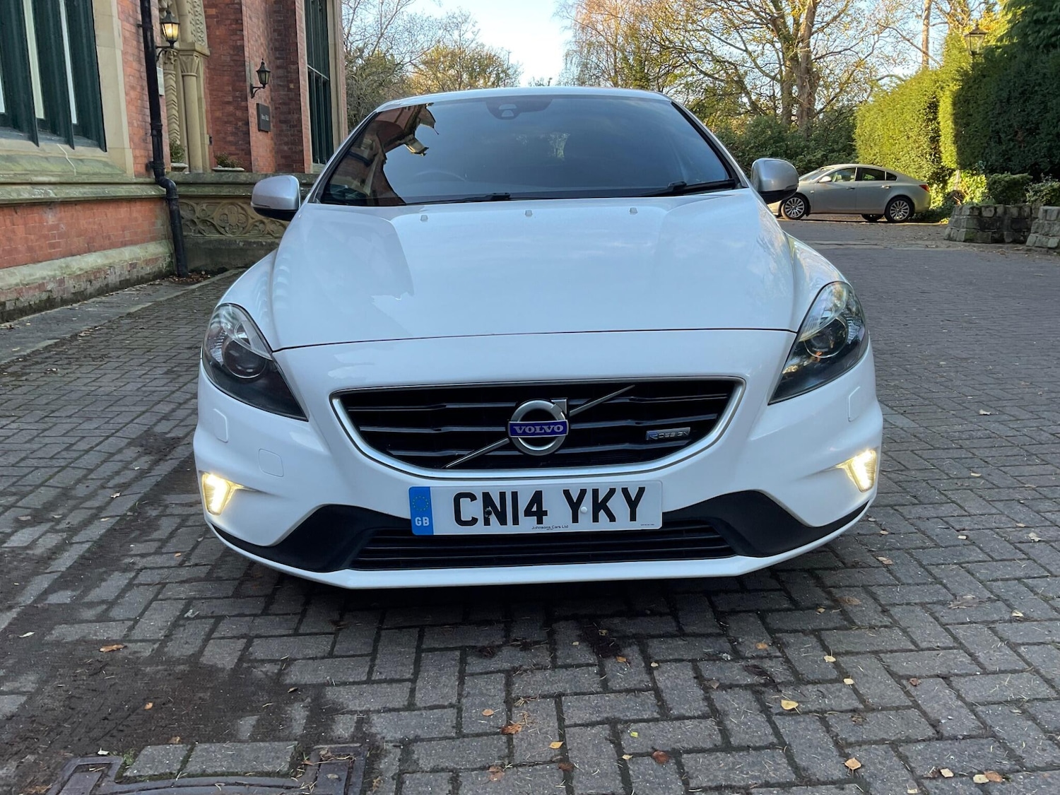 Used Volvo V40 2014 for sale - 76644653: Photo 6