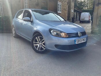 Used Volkswagen Golf 2010 for sale - 77769056: Photo