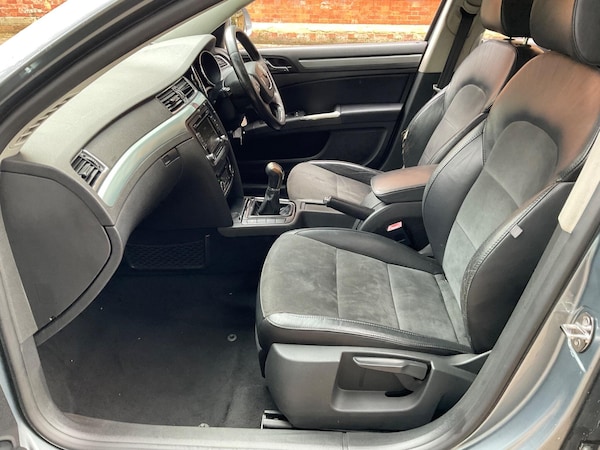 Used Skoda Superb 2009 for sale - 76315184: Photo 20