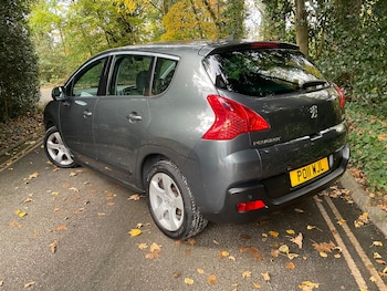 Used Peugeot 3008 2011 for sale - 76993941: Photo