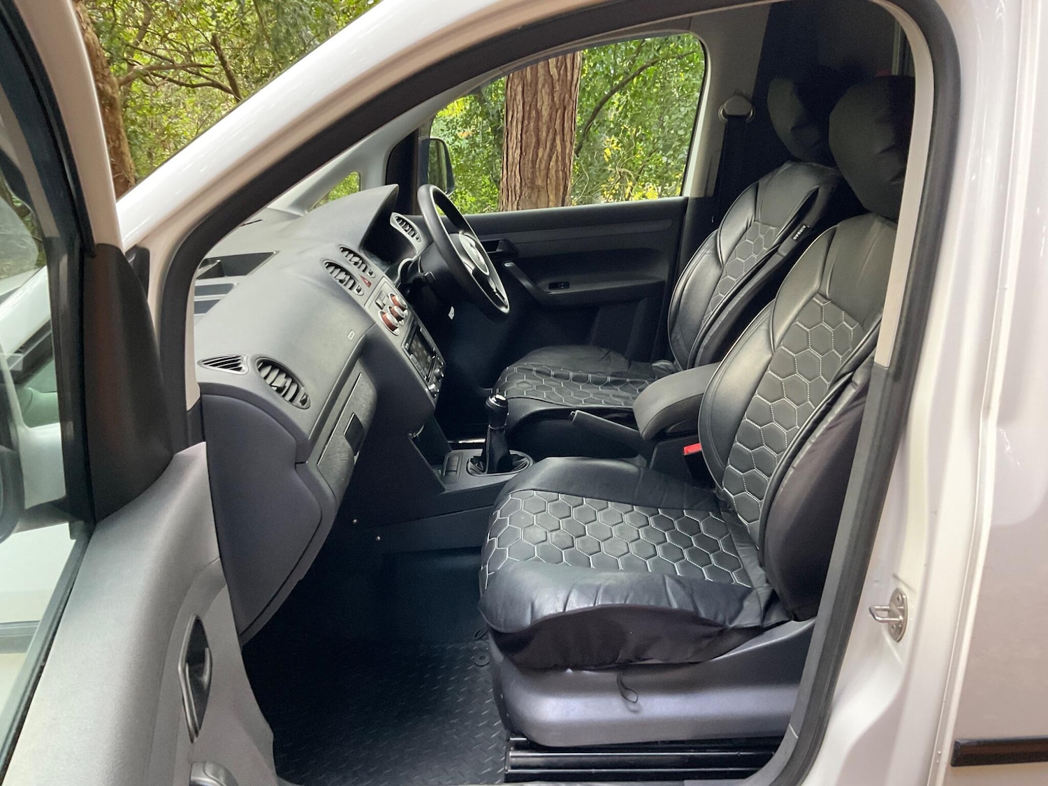 Used Volkswagen Caddy 2011 for sale - 76398603: Photo 14