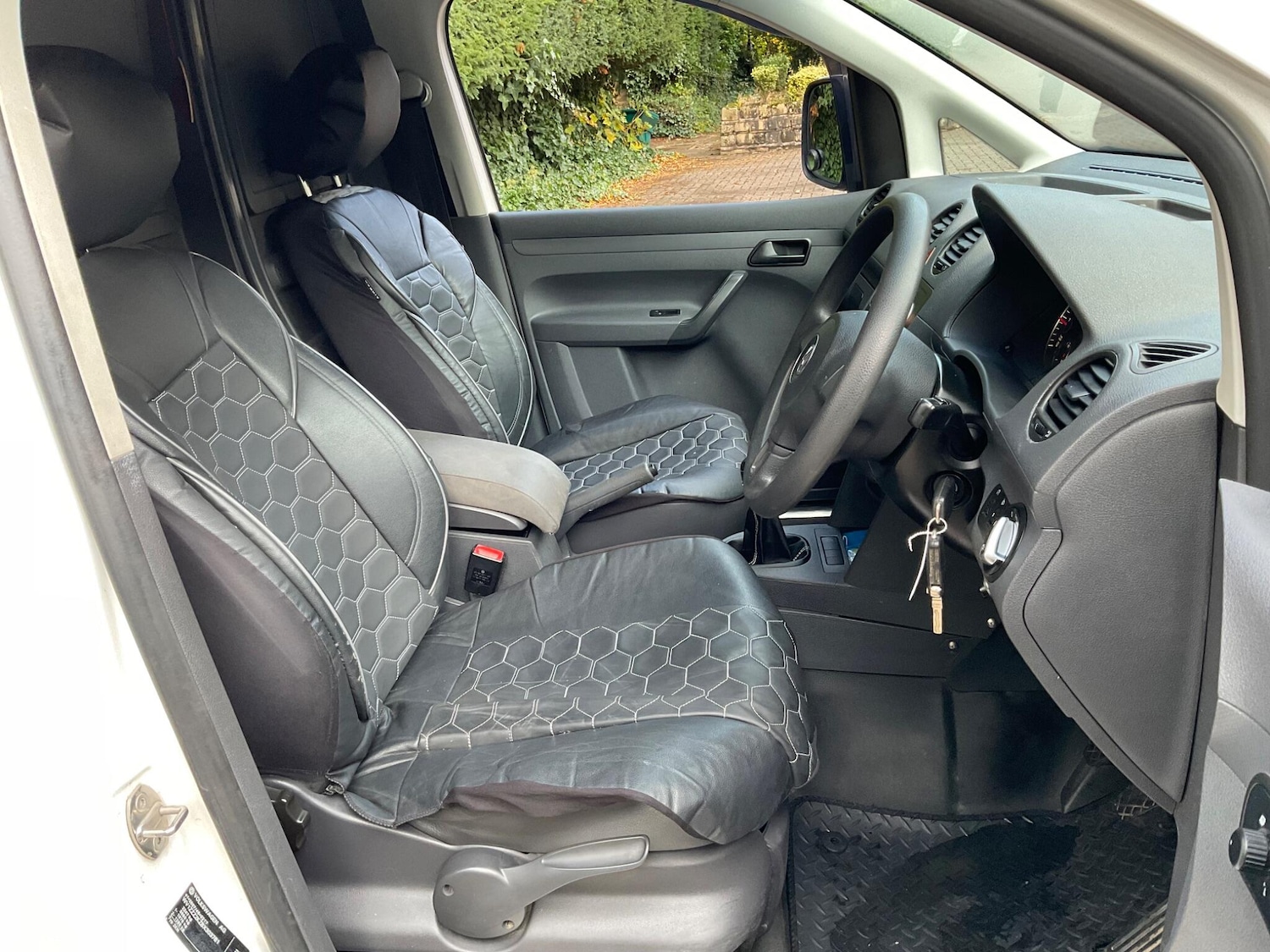 Used Volkswagen Caddy 2011 for sale - 76398603: Photo 17