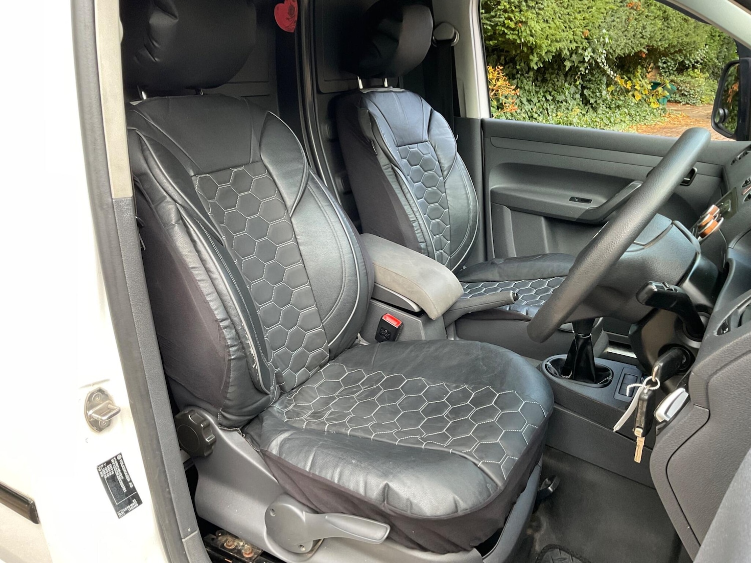 Used Volkswagen Caddy 2011 for sale - 76398603: Photo 9