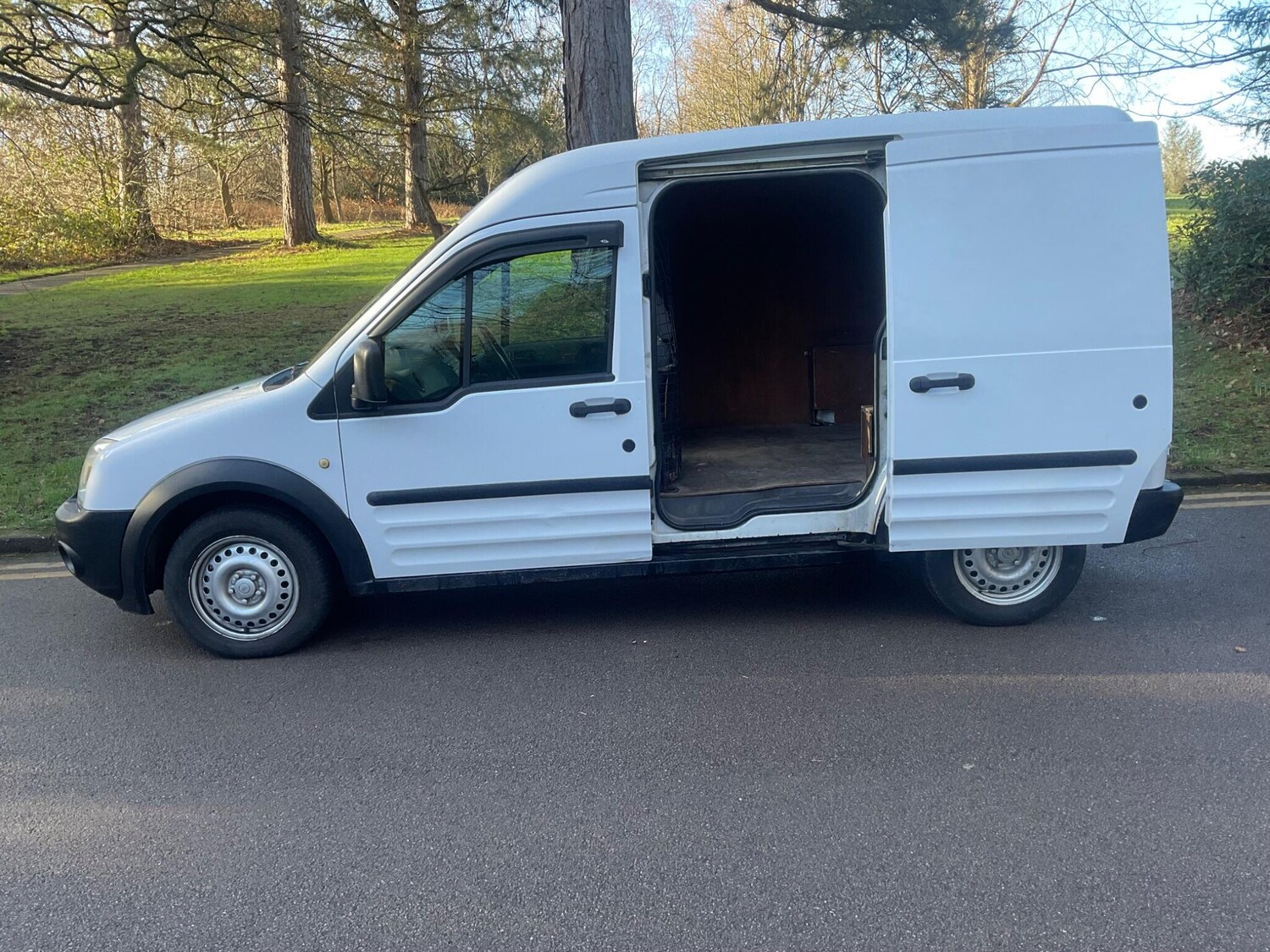 Used Ford Transit Connect 2010 for sale - 77351886: Photo 16