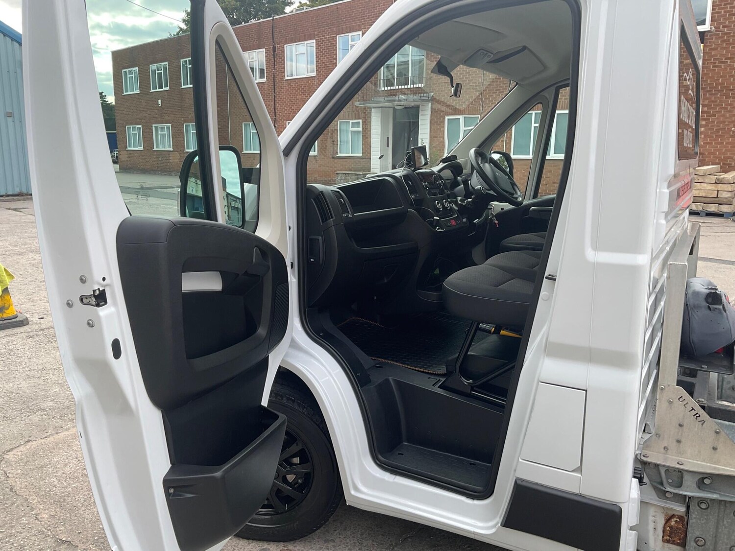 Vehicle 29