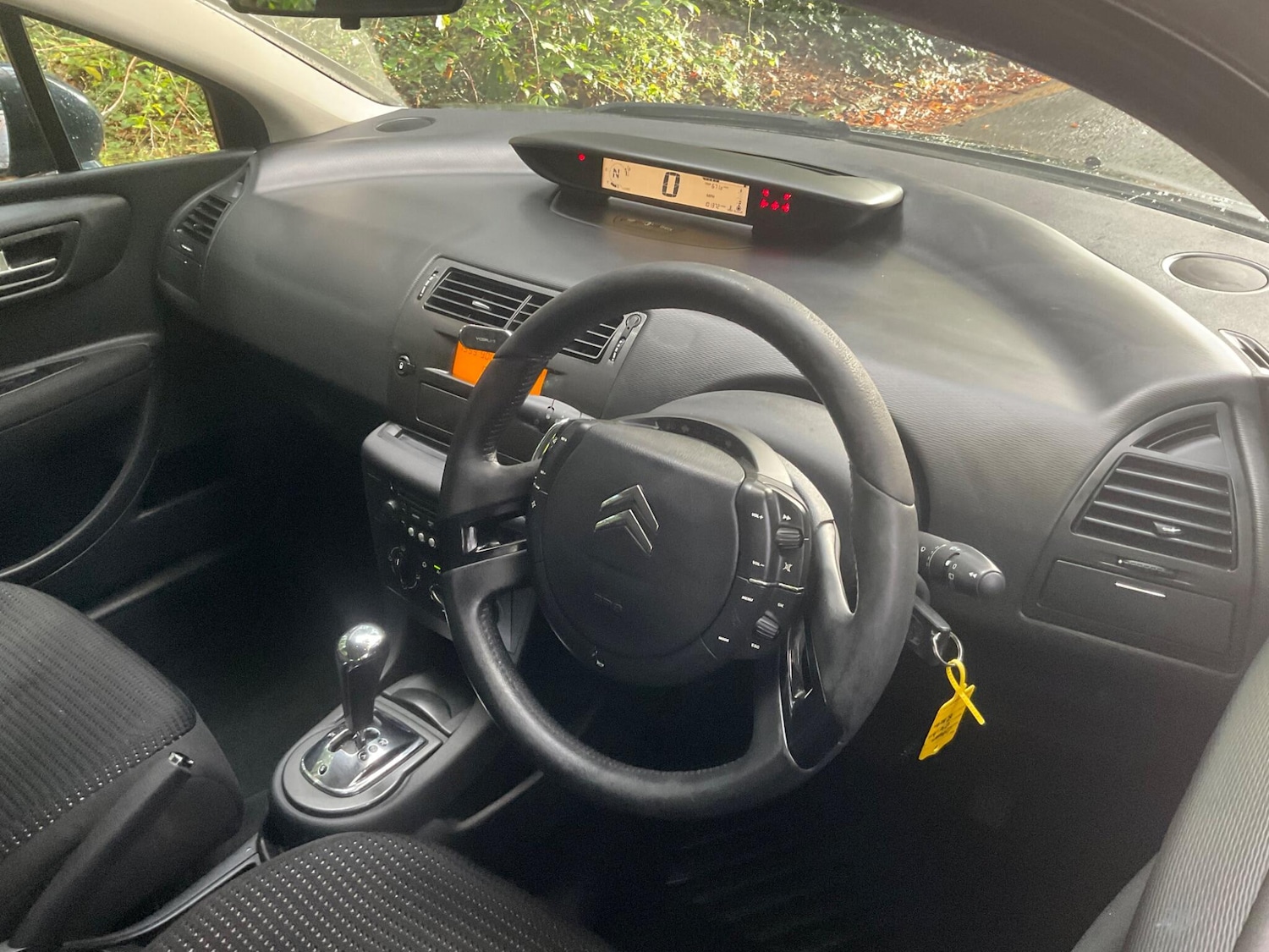 Used Citroen C4 2010 for sale - 76326654: Photo 13