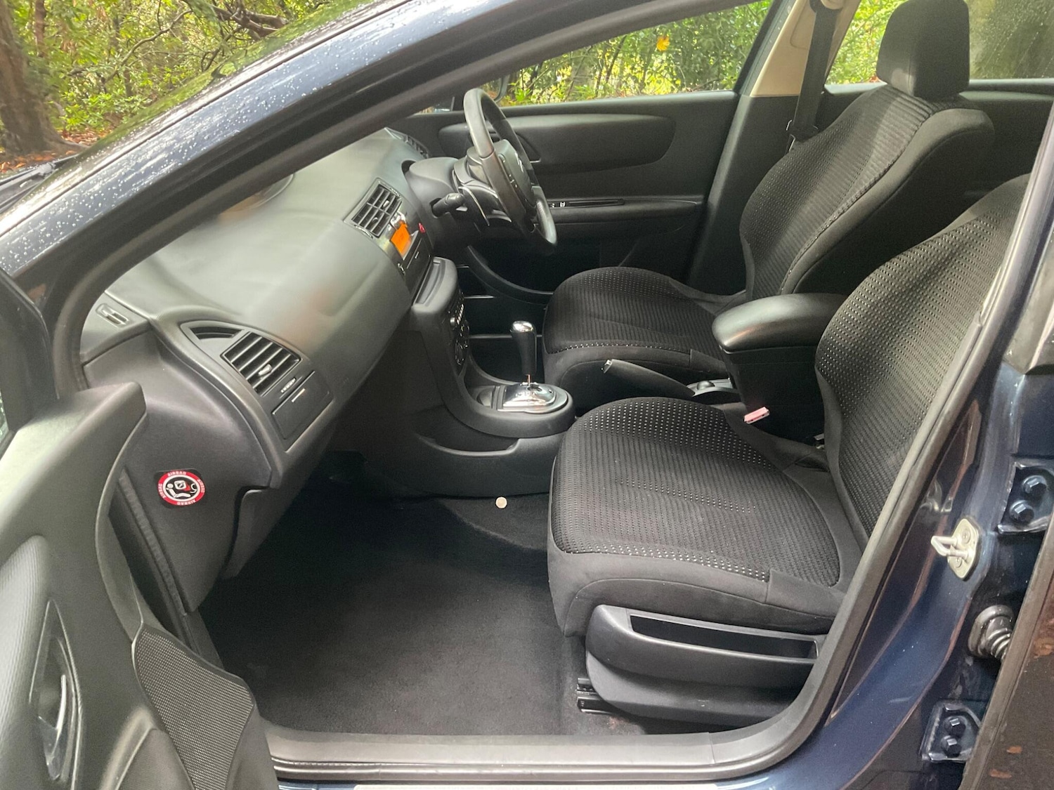 Used Citroen C4 2010 for sale - 76326654: Photo 19