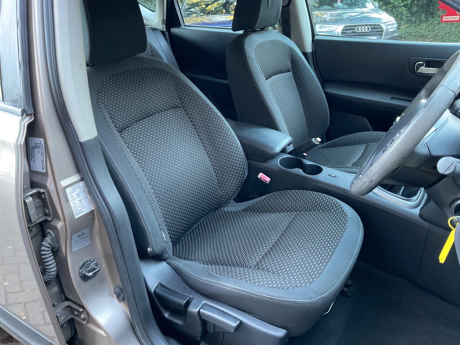 Used Nissan Qashqai 2008 for sale - 76632715: Photo 12