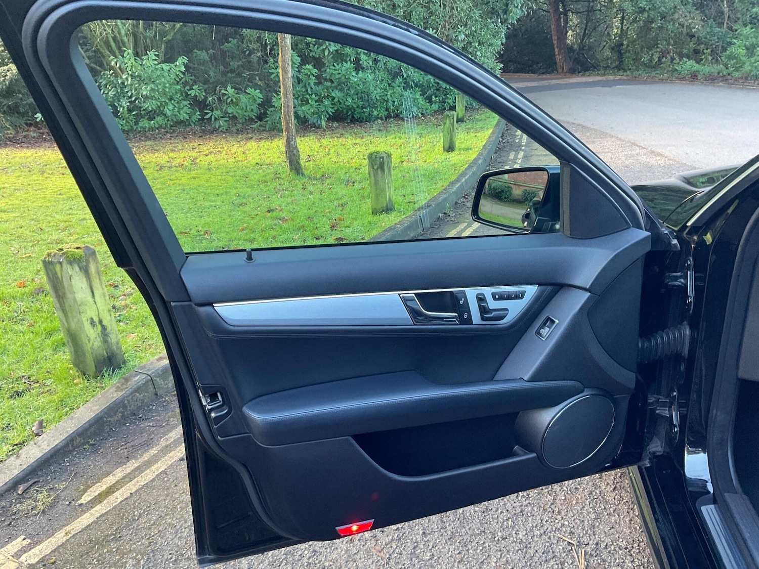 Used Mercedes-Benz C Class 2010 for sale - 77216082: Photo 27