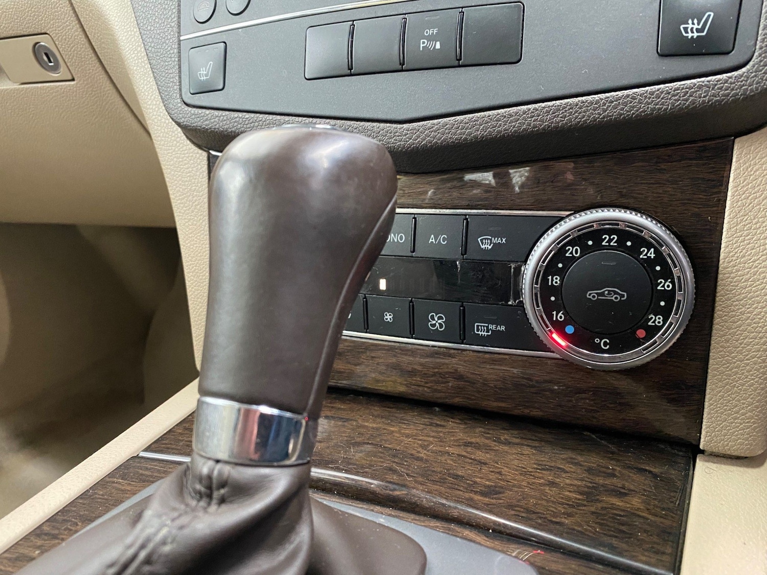 Used Mercedes-Benz C Class 2009 for sale - 77109595: Photo 23