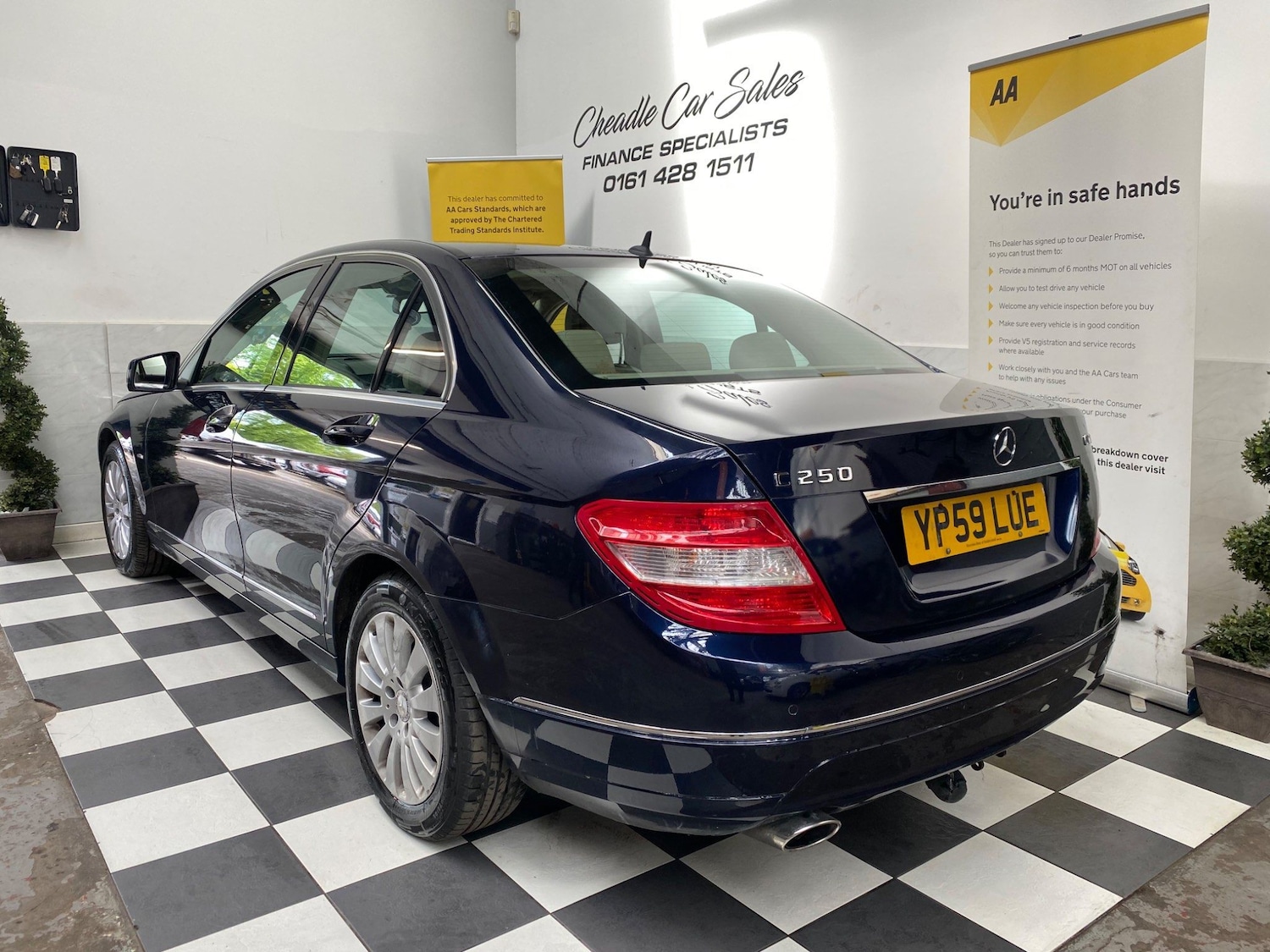 Used Mercedes-Benz C Class 2009 for sale - 77109595: Photo 32