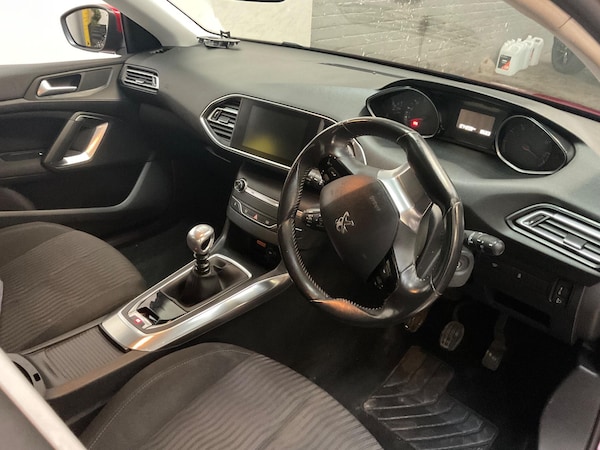 Used Peugeot 308 2014 for sale - 72578057: Photo 8