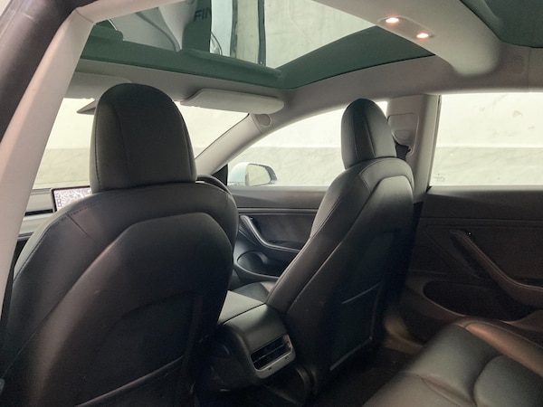 Used Tesla Model 3 2019 for sale - 67928618: Photo 37