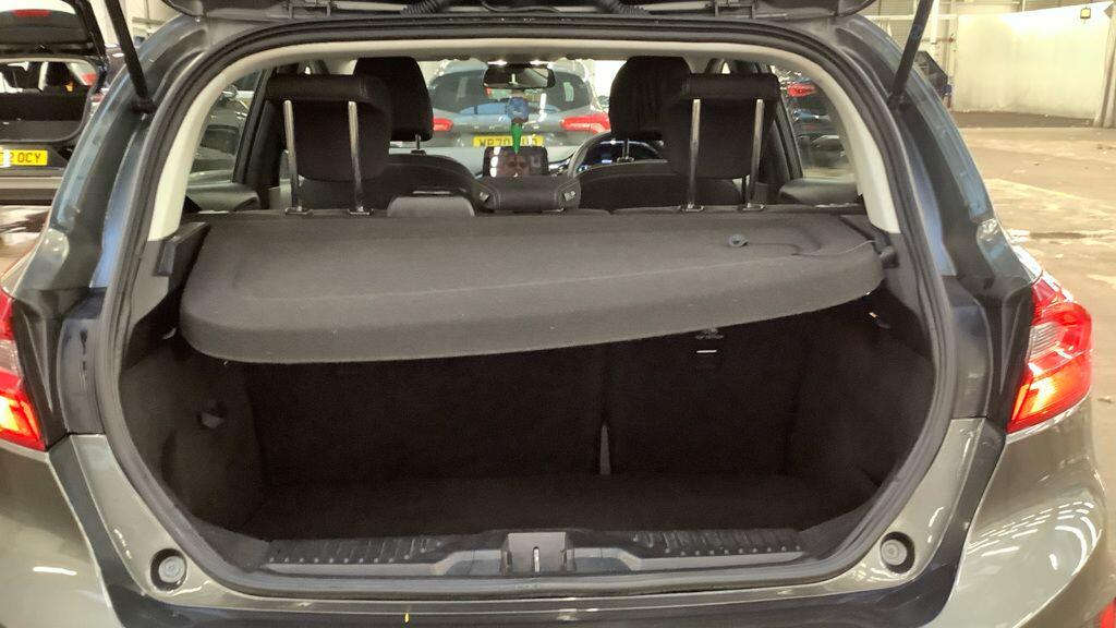 Used Ford Fiesta 2018 for sale - 77793844: Photo 13