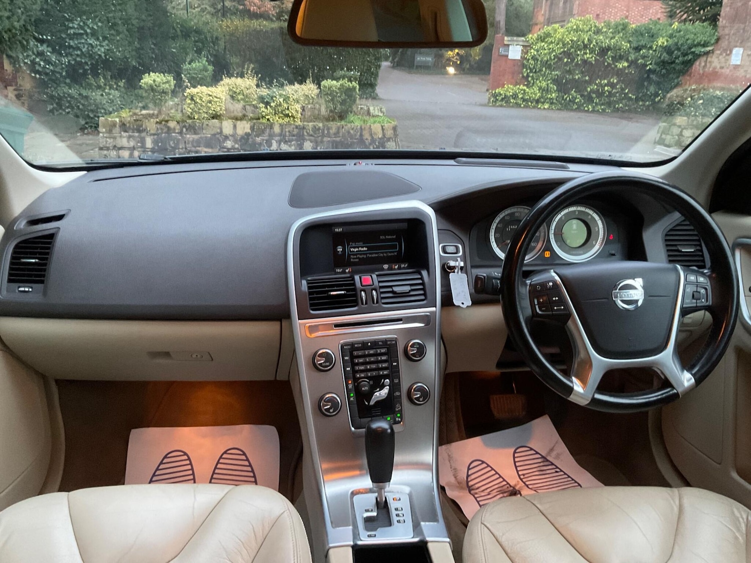 Used Volvo XC60 2011 for sale - 76935993: Photo 11