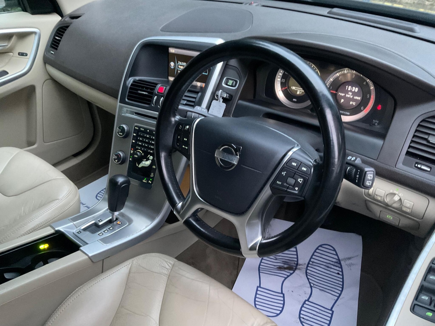 Used Volvo XC60 2011 for sale - 76935993: Photo 14