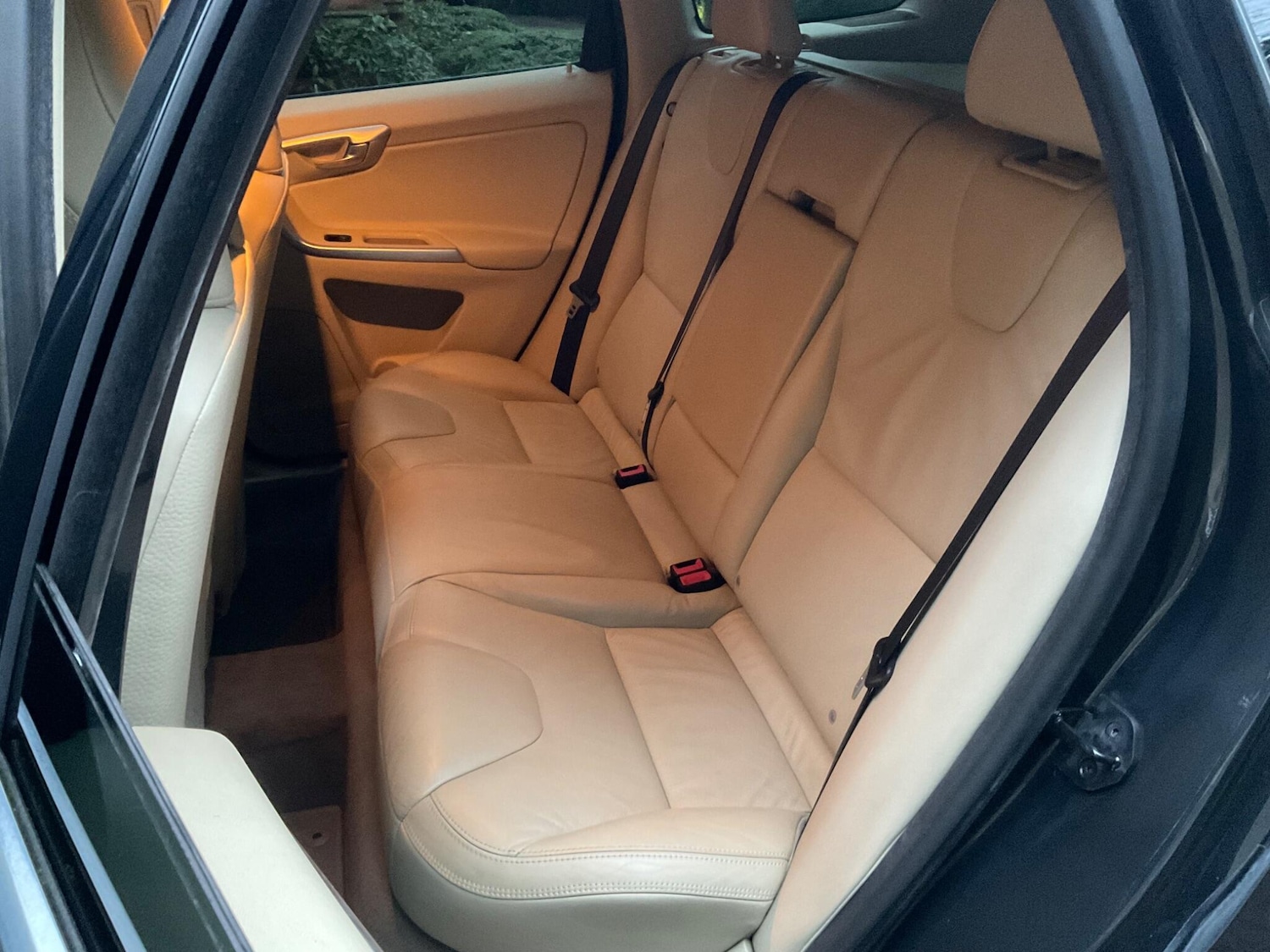 Used Volvo XC60 2011 for sale - 76935993: Photo 21