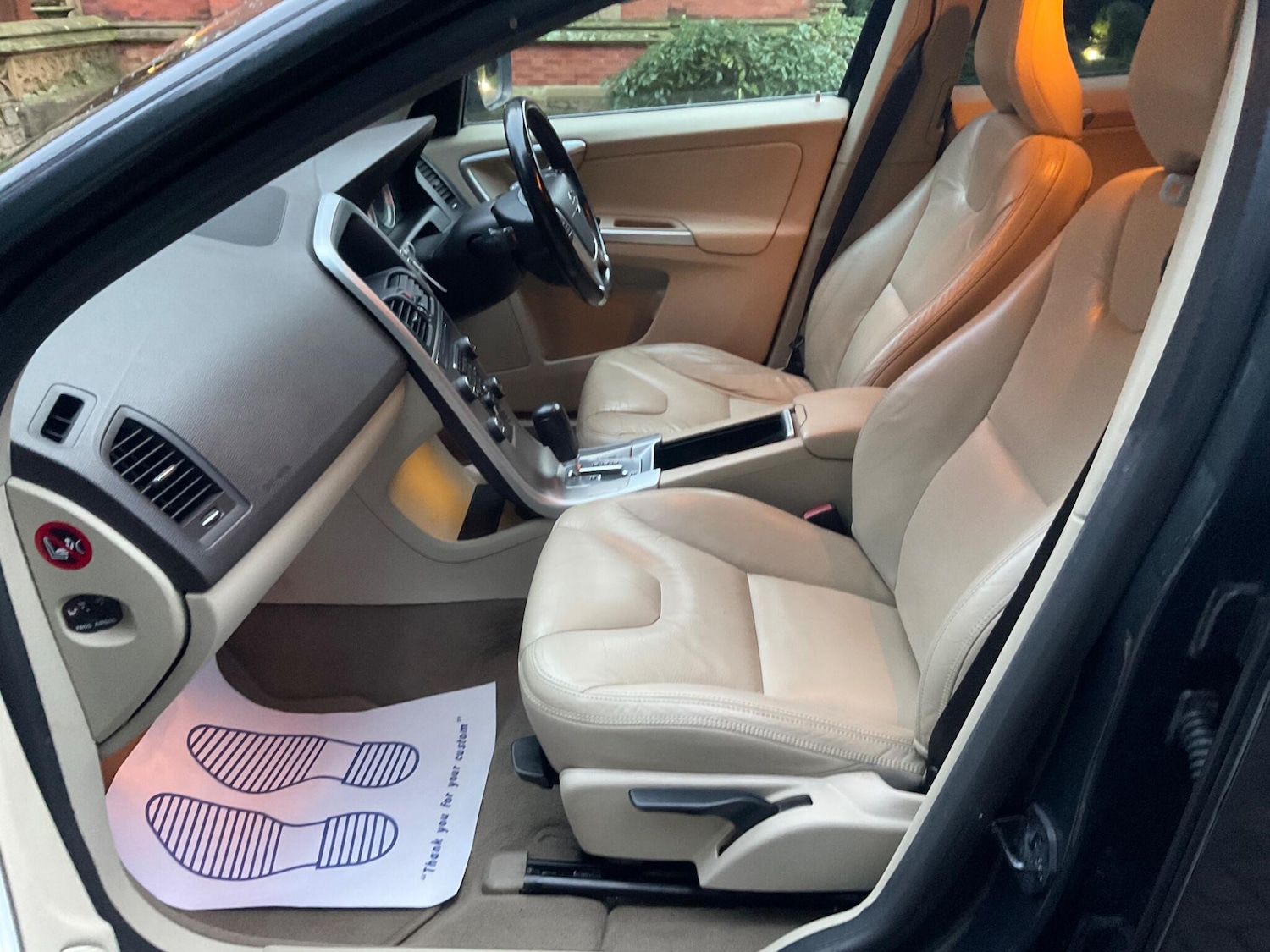 Used Volvo XC60 2011 for sale - 76935993: Photo 22