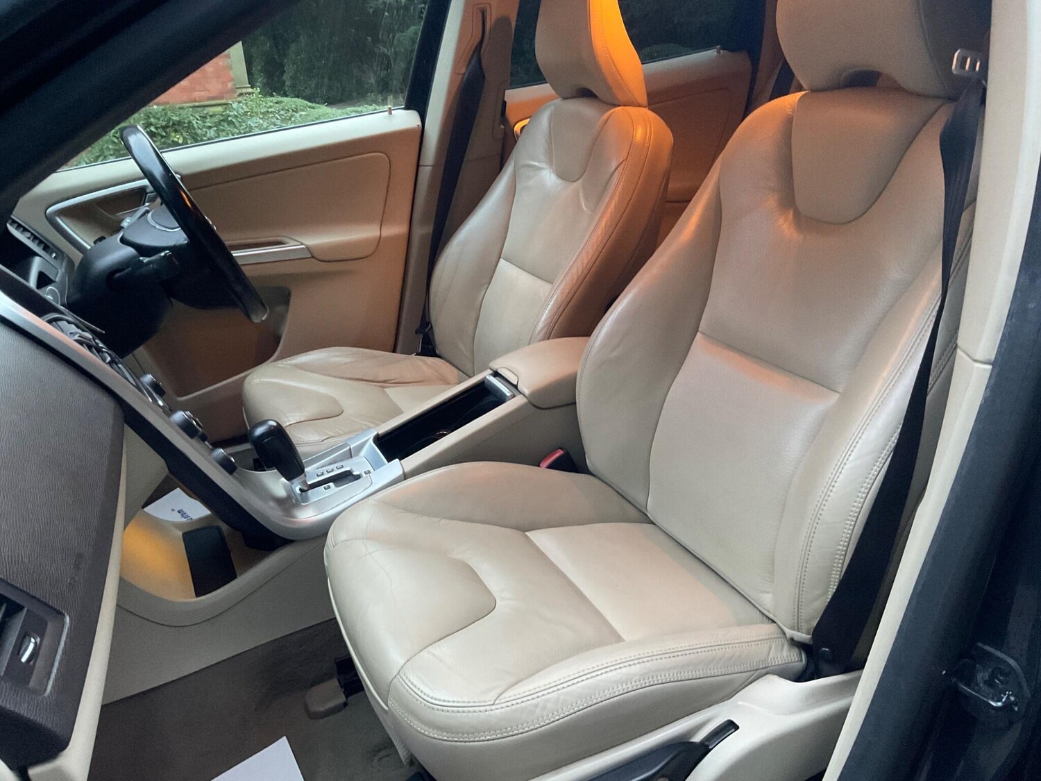 Used Volvo XC60 2011 for sale - 76935993: Photo 23