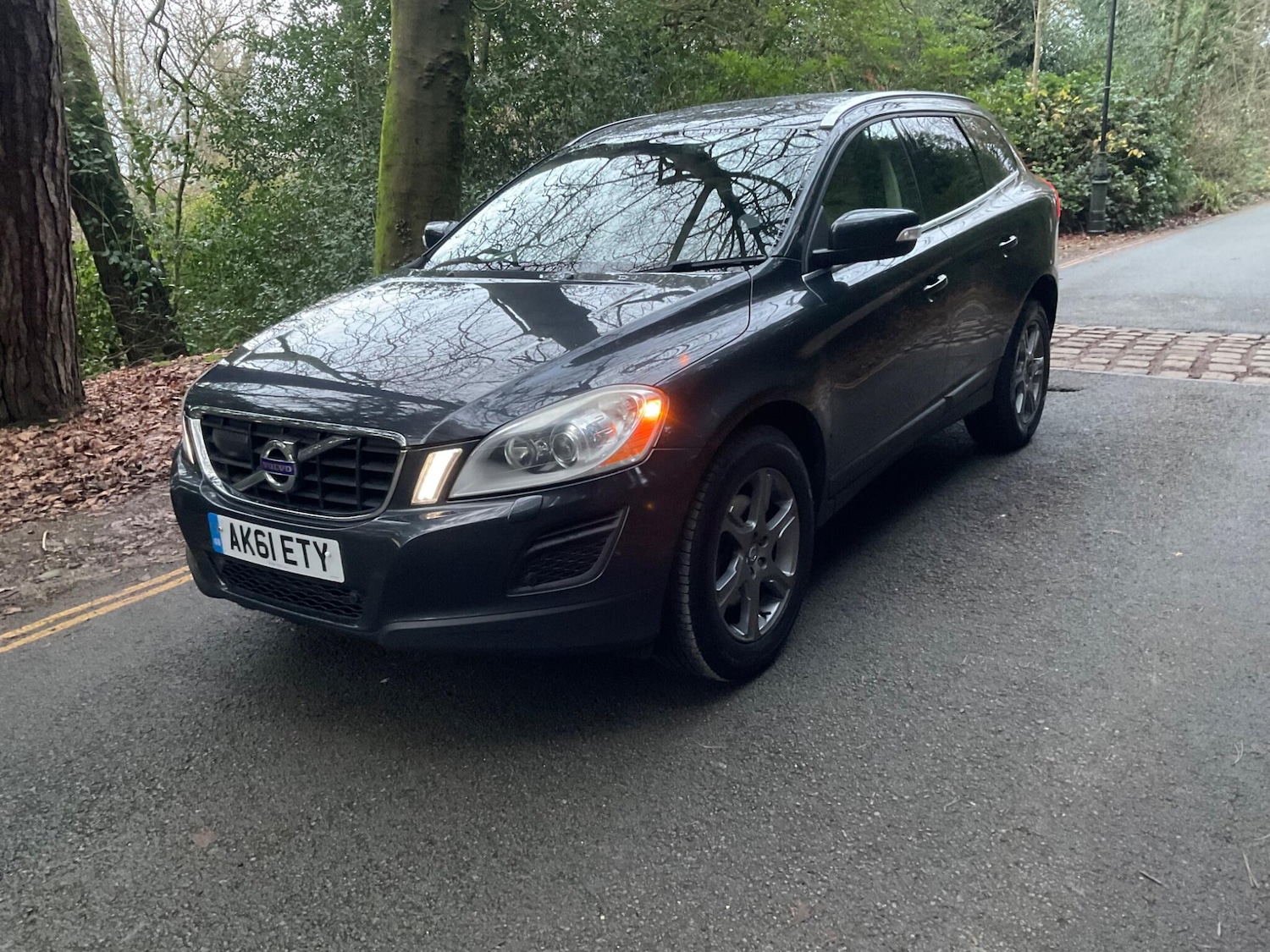 Used Volvo XC60 2011 for sale - 76935993: Photo 5