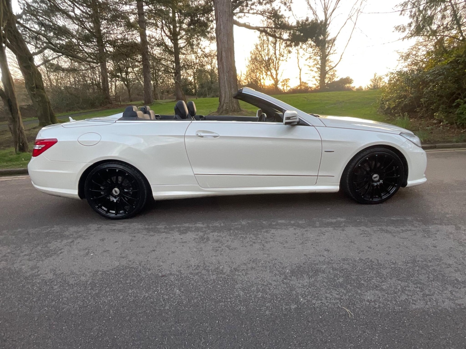 Used Mercedes-Benz E Class 2011 for sale - 77657506: Photo 10