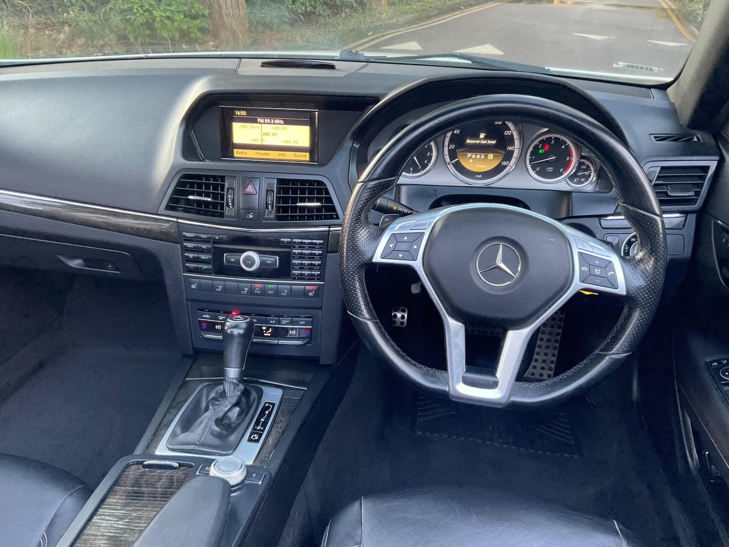 Used Mercedes-Benz E Class 2011 for sale - 77657506: Photo 23