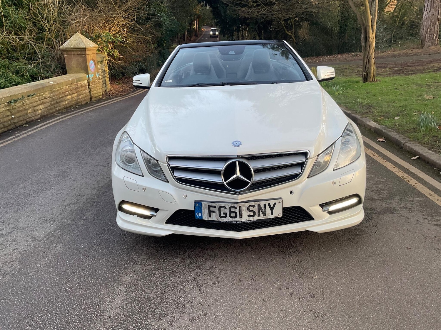 Used Mercedes-Benz E Class 2011 for sale - 77657506: Photo 4