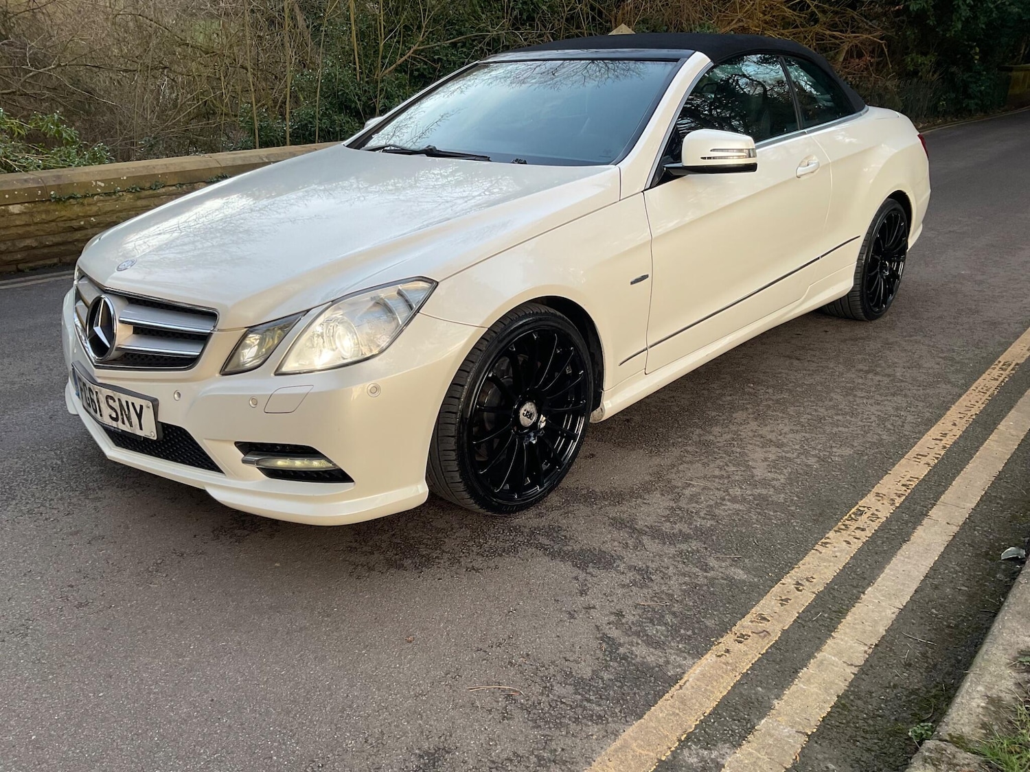 Used Mercedes-Benz E Class 2011 for sale - 77657506: Photo 45