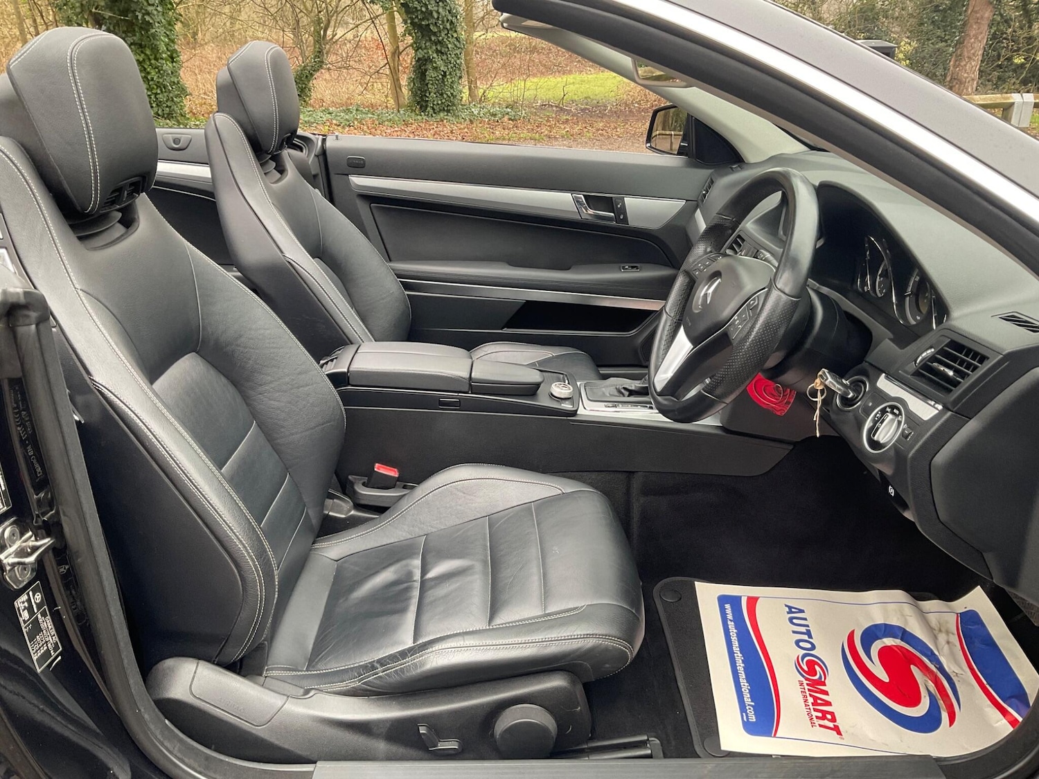 Used Mercedes-Benz E Class 2012 for sale - 77330430: Photo 11