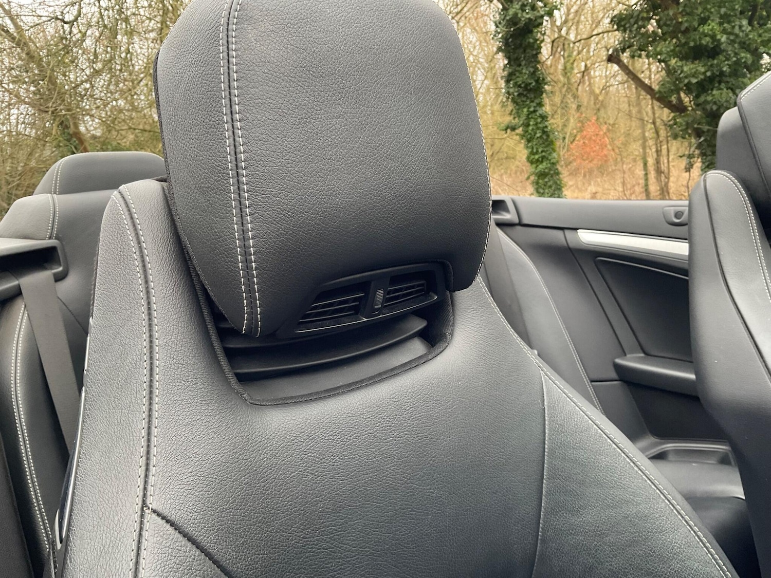 Used Mercedes-Benz E Class 2012 for sale - 77330430: Photo 24