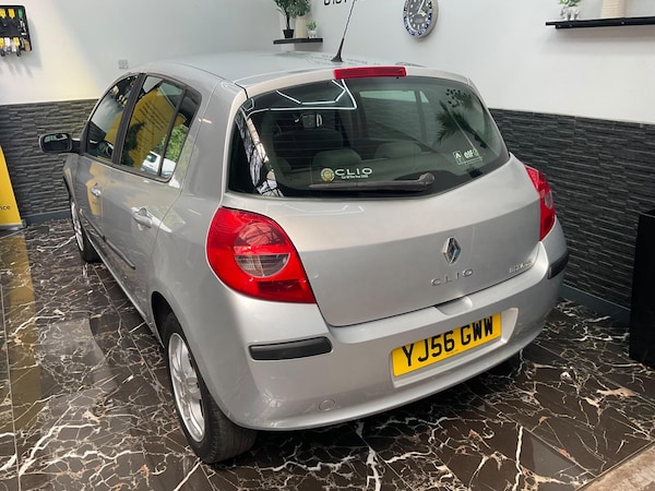 Used Renault Clio 2006 for sale - 74862281: Photo 8