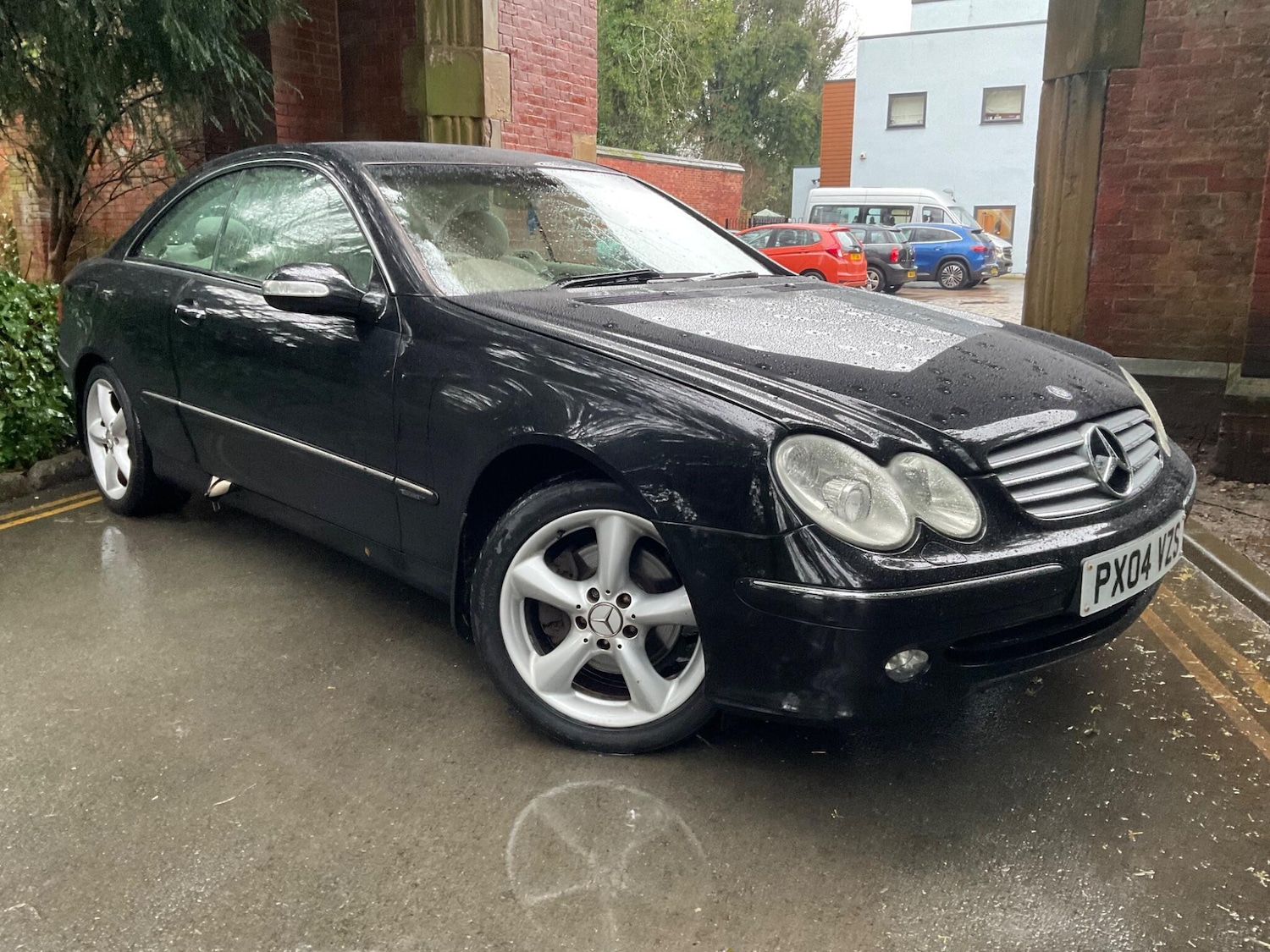 Used Mercedes-Benz CLK 2004 for sale - 76688518: Photo 2