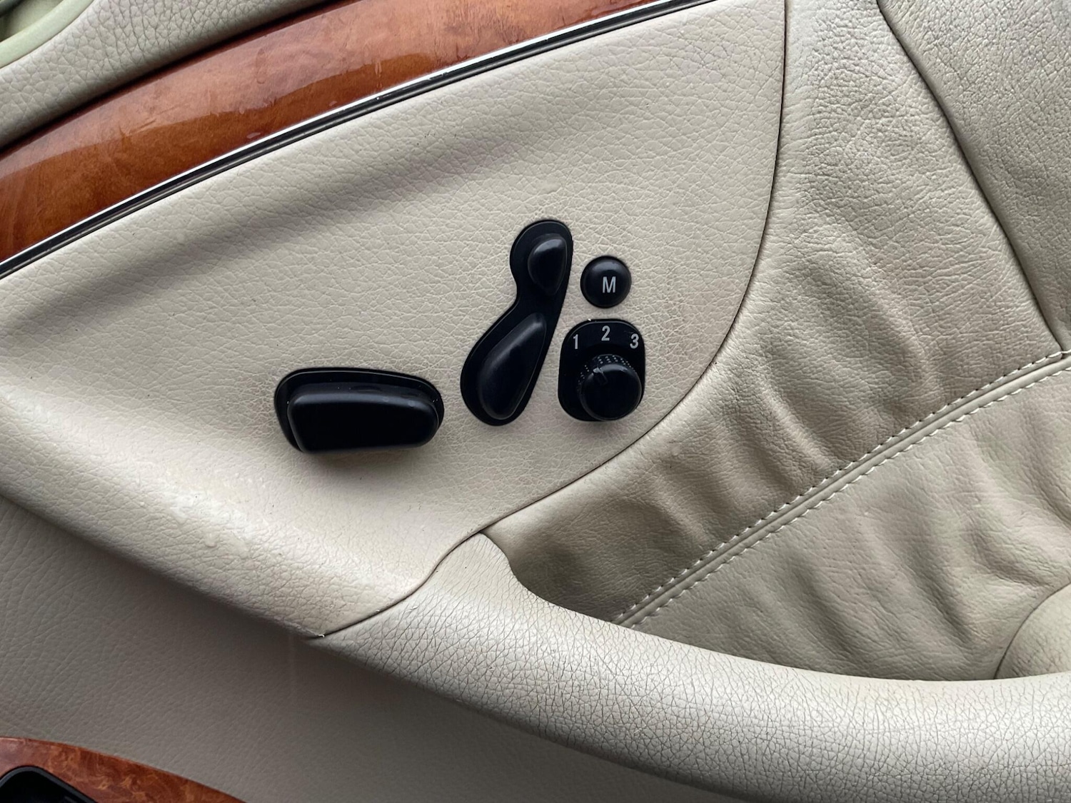 Used Mercedes-Benz CLK 2004 for sale - 76688518: Photo 25