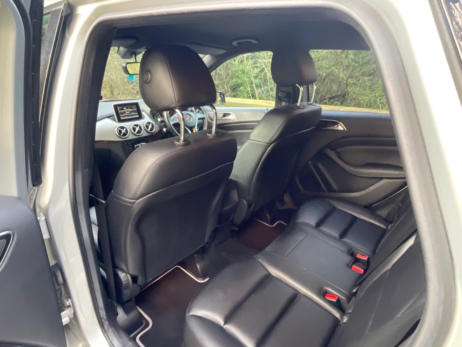 Used Mercedes-Benz B Class 2014 for sale - 77358532: Photo 22