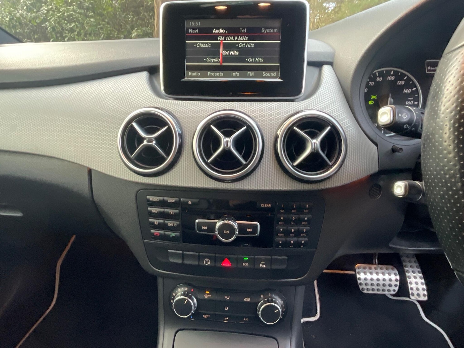 Used Mercedes-Benz B Class 2014 for sale - 77358532: Photo 30