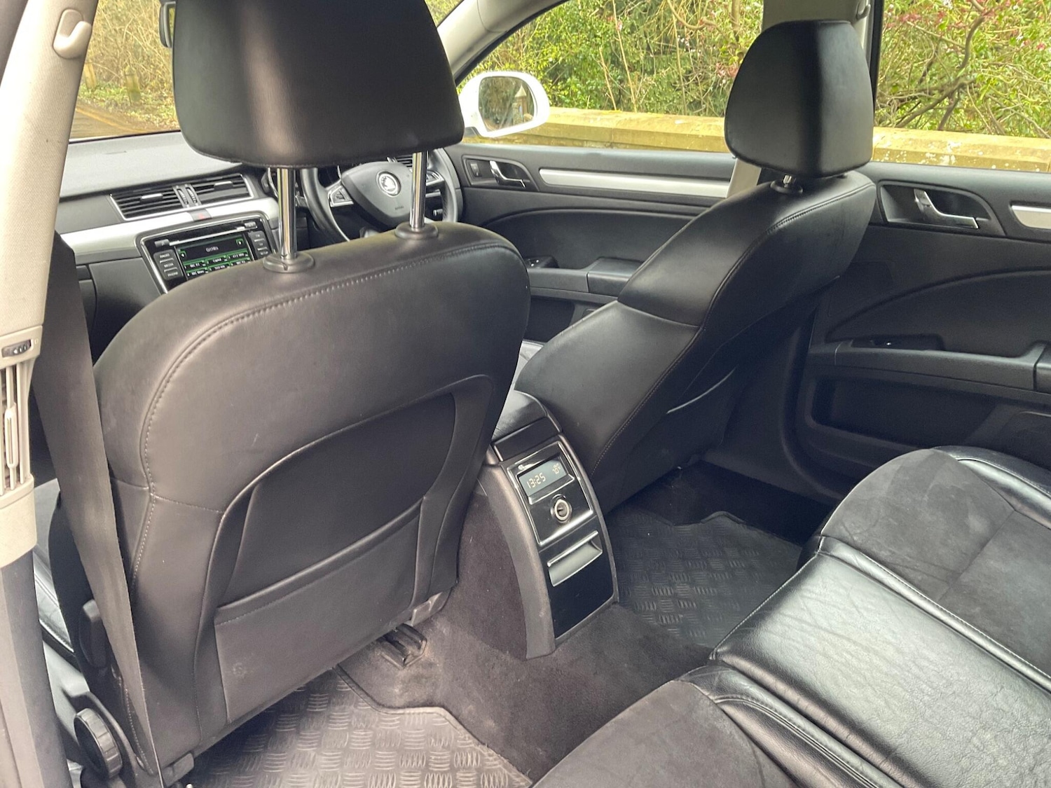 Used Skoda Superb 2015 for sale - 77882690: Photo 19