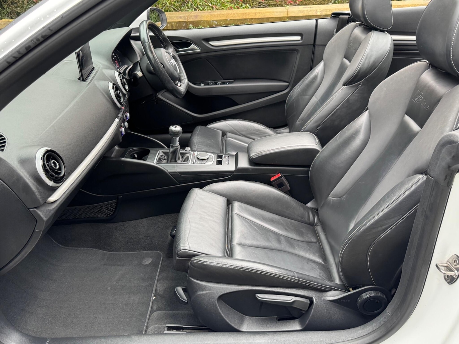 Used Audi A3 Cabriolet 2015 for sale - 78071729: Photo 18