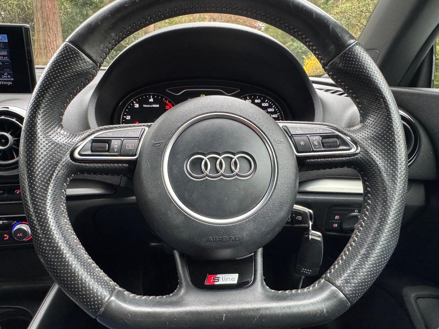 Used Audi A3 Cabriolet 2015 for sale - 78071729: Photo 31