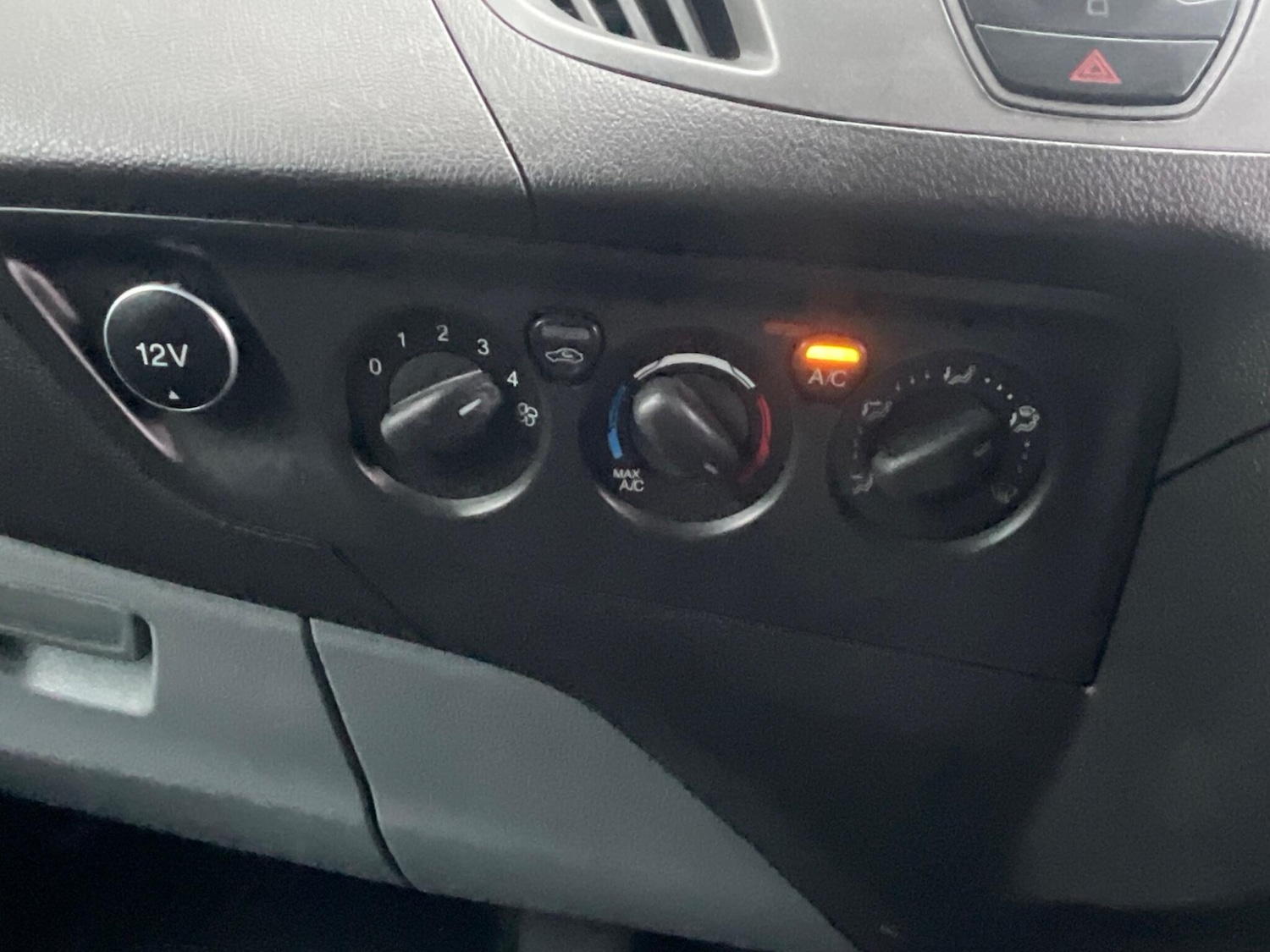 Used Ford Transit Custom 2017 for sale - 77358356: Photo 24