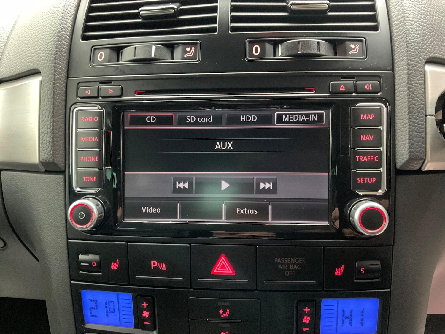 Used Volkswagen Touareg 2010 for sale - 76099279: Photo 15