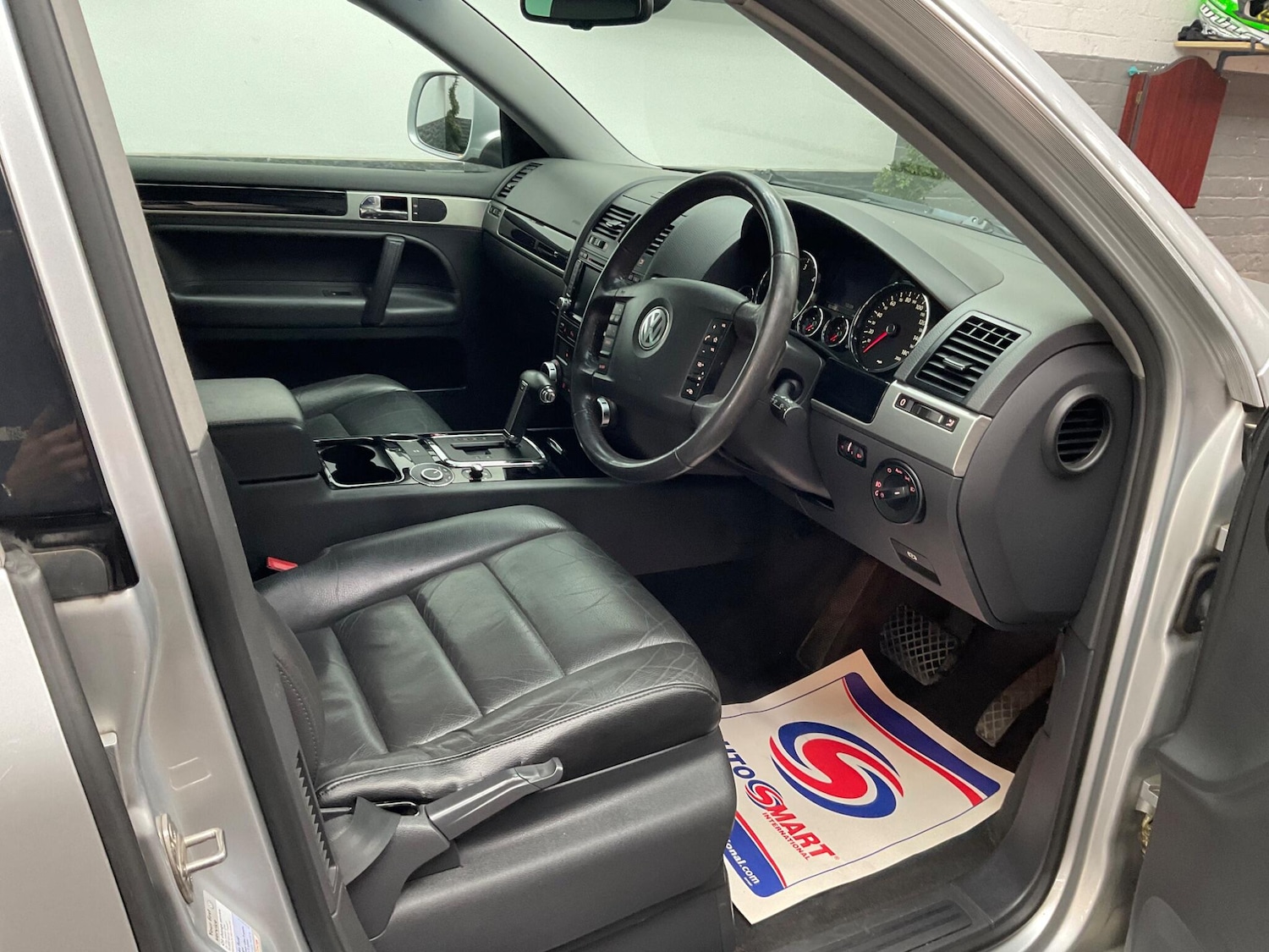 Used Volkswagen Touareg 2010 for sale - 76099279: Photo 7