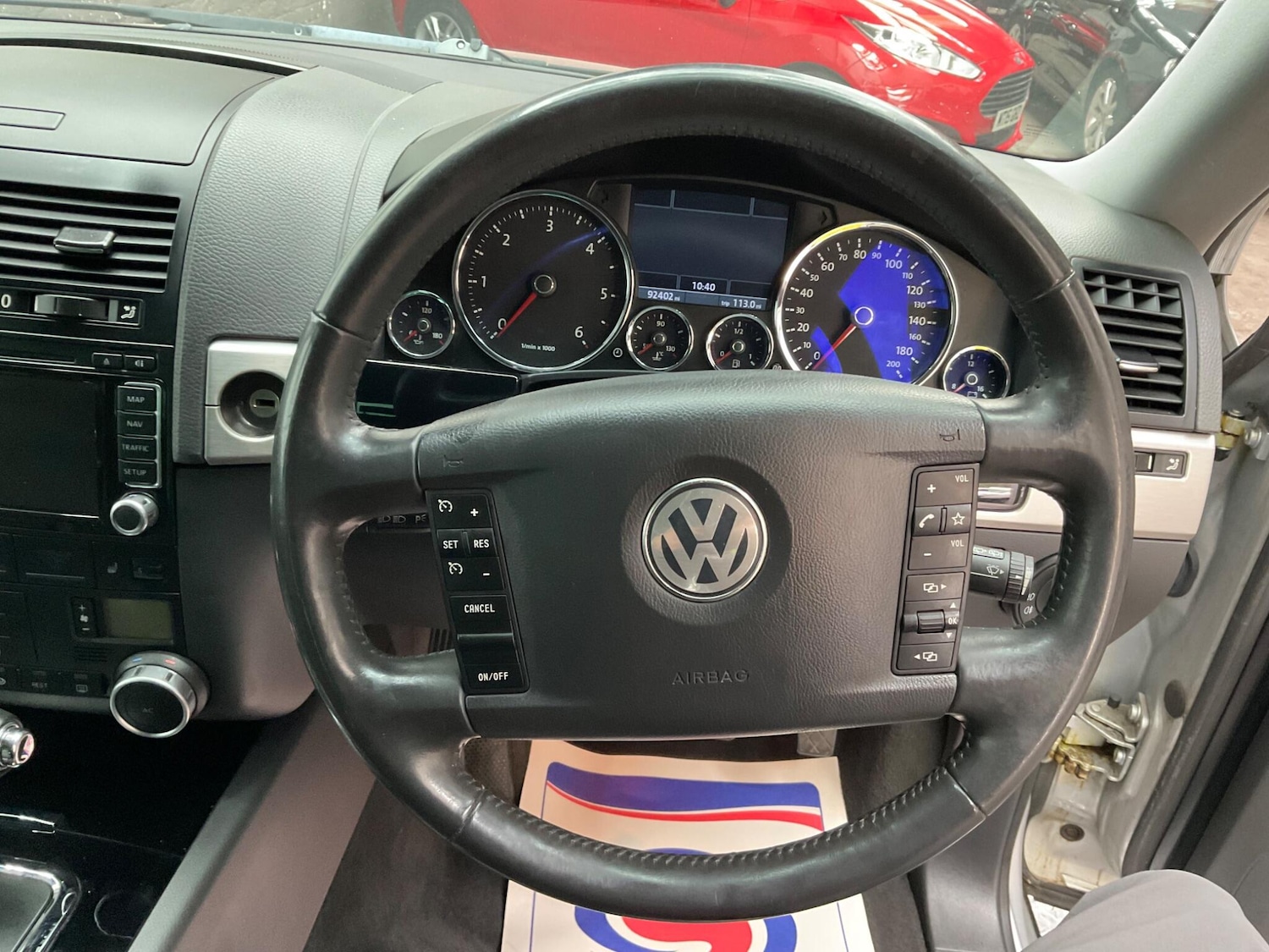Used Volkswagen Touareg 2010 for sale - 76099279: Photo 9