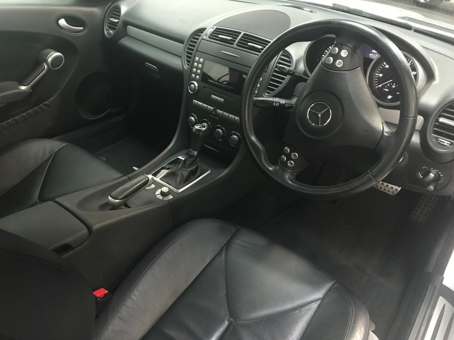 Used Mercedes-Benz SLK 2007 for sale - 77424994: Photo 11