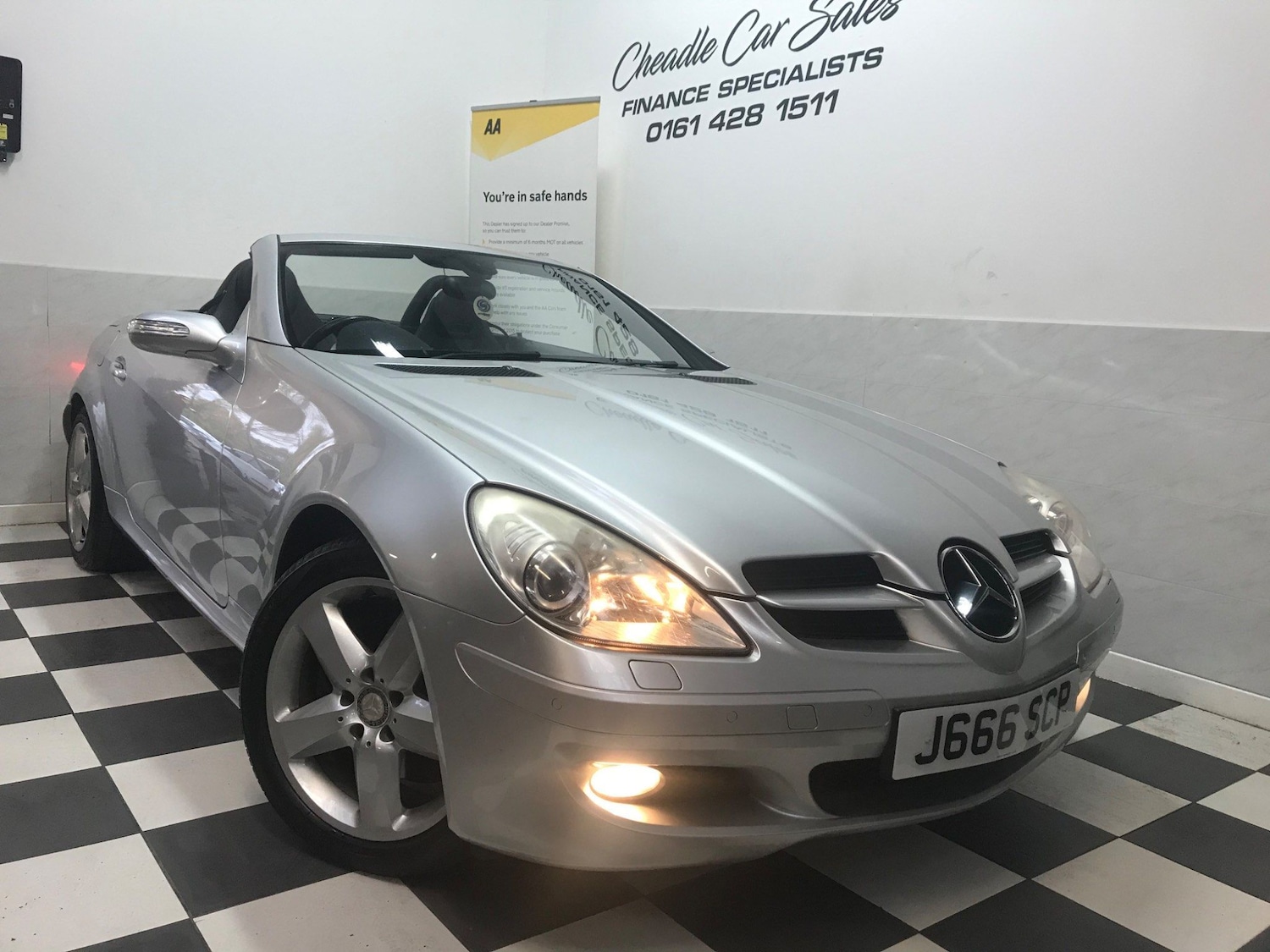 Used Mercedes-Benz SLK 2007 for sale - 77424994: Photo 17