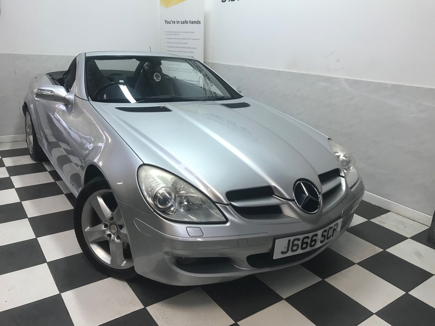 Used Mercedes-Benz SLK 2007 for sale - 77424994: Photo 18